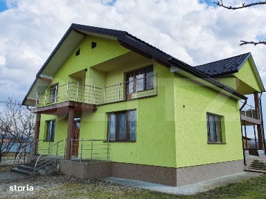Casa Individuala, cu 5 camere, 250 mp, la 30 km de Bistrita