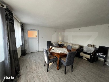 Casa de vanzare, cu 5 camere, 200 mp, Livezile