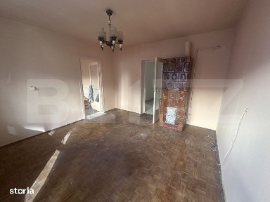 Apartament cu 3 camere, 60 mp, zona Centrala