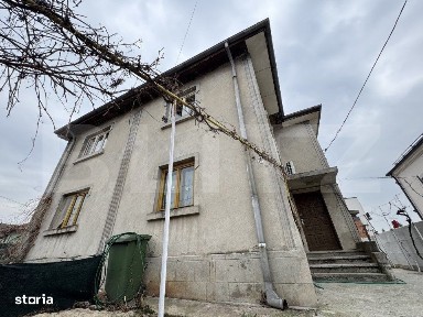 Casa P+1+beci, 5 camere, 180 mp utili, 430 mp teren, zona Siloz