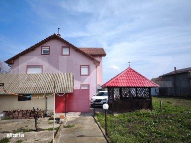 Casa 250 mp utili, 1450 mp teren, zona Balta Verde