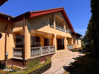 Vila de vanzare, cu 11 camere, 550 mp, zona Bariera Valcii