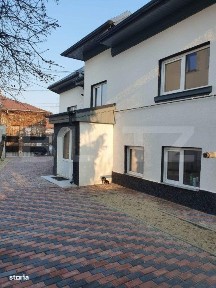 Casa cu 4 apartamente, 240 mp, 260 mp teren, Ultracentral