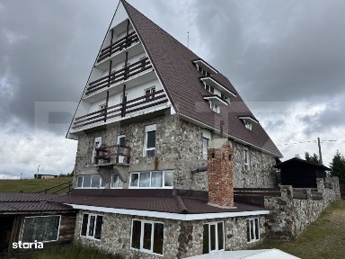 Proprietate turistica in Varful Roman - Horezu, vedere panoramica