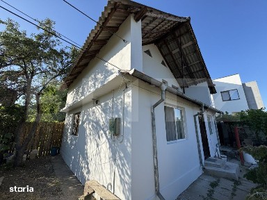 Casa P+M cu potential in Facai - ideala pentru investitie