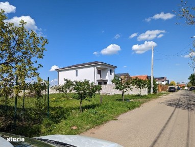 Casa P+1E, 4 dormitoare, 467mp teren, zona Carcea