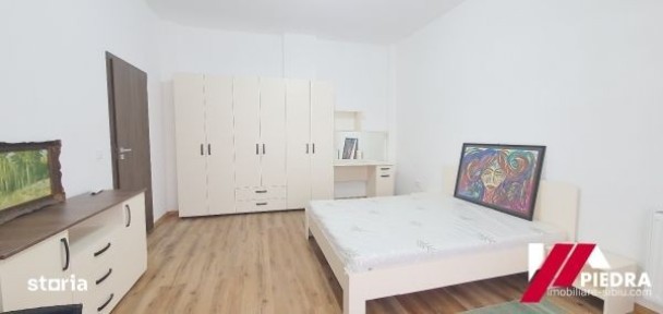 Inchiriez garsoniera decomandata, bloc nou, zona Hipodrom 3, etaj 3