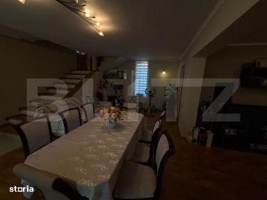 Casa spatioasa cu 2 corpuri, 300 mp- ideala pentru 2 familii - te