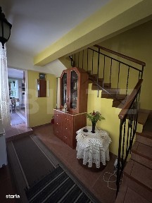 Casa P+2, 240 mp, 300 mp teren, zona Titulescu