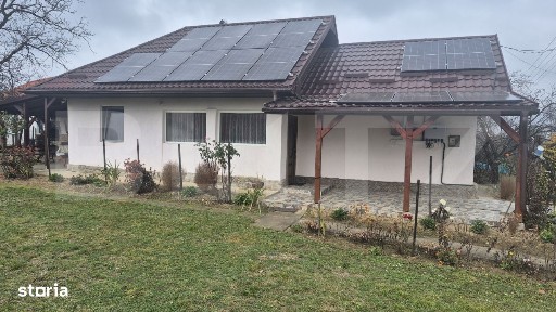 Casa cu 2 camere, 65 mp, teren 2910 mp, in Viile Satu Mare