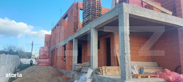 Casa de vanzare,100 mp, zona Viile Satu Mare