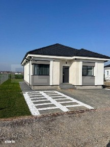 Casa Compacta cu 3 dormitoare, 74 mp utili