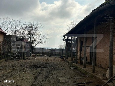 Casa Batraneasca 100 mp + 2800 teren, zona Satmarel