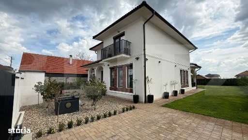 Casa 5 camere 255mp utili teren 798mp Dinias
