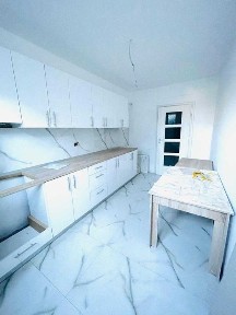 DE VANZARE apartament 3 camere (policlinica Chiajna)