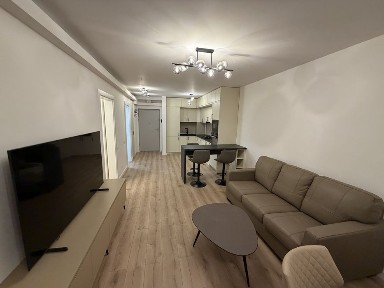 Inchiriez apartament 2 camere cu loc de parcare AVANERA