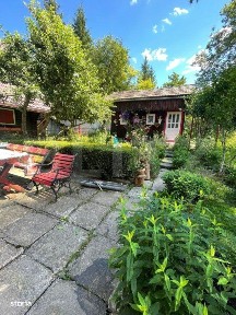 Casa cu 6 Camere in Predeal, cu Vedere Spre Munte