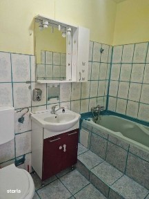 Inchiriere apartament 1 camera central langa Goldis - Confectii