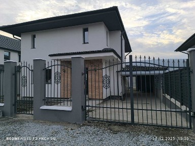 Casă Ind. LUX Finisata 124mp, Teren 583mp, Garaj 32mp-OFERTA CRACIUN