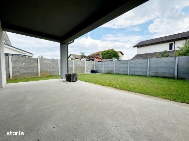 Duplex 4 camere, 136 mp, P+Etaj, 310mp teren, pozitie excelenta, in Gi
