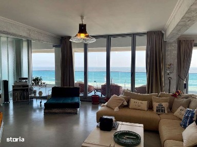 Apartament cu 3 camere, terasa si vedere la mare