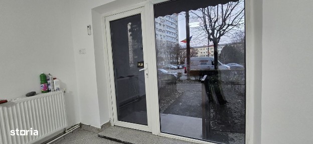 Bdul Unirii Targoviste, VÂNZARE spațiu comercial