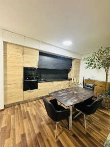 Apartament Spatios 2 camere Cosmopolis