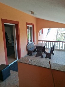 Închiriez apartament