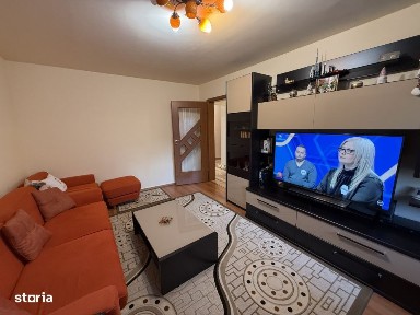 Apartament 4 camere, decomandat, 83mp, Sarari, zona Piscina Sanziana