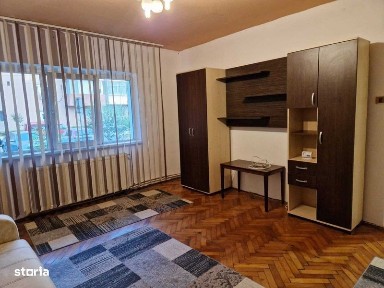 proprietar, inchiriez ap.1 camera, decomandat, parter, zona Steaua