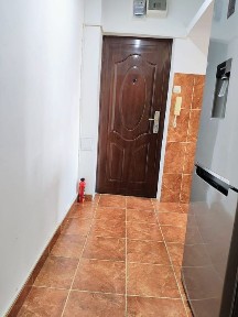 Apt 2 camere, Str Platanilor 350€/ de vanzare 85000€