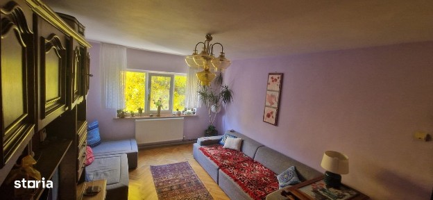 Proprietar vand apartament 3 camere