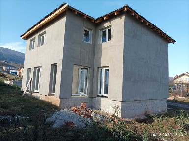 Direct propietar casa de vinzare.