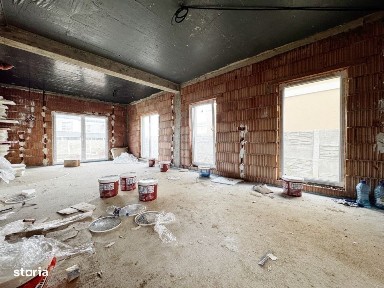 Duplex despartit prin camera tehnica, 121mp utili,350mp teren -Mosnita