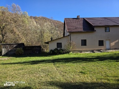 Casă nouă la poalele muntelui! Pretabil locuință, pensiune Comision 0!