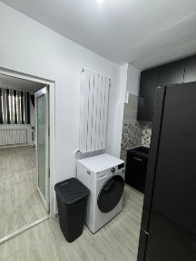 Inchiriez garsonieră pe termen lung