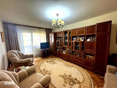 Vanzare apartament 2 camere decomandat Cornisa Bistritei - stare foart
