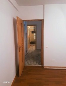 Inchiriez apartament + curte 100m zona Drumul Fermei