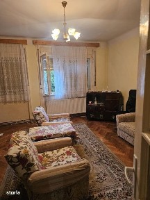 CASA 5 CAMERE ZONA GARII