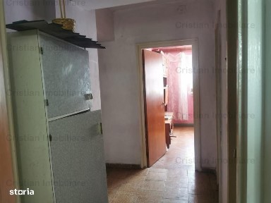 EXCLUSIVITATE! 4 cam zona Esplanada Dunarii, 105 mp+terasa+boxa, etaj