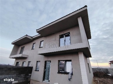 Duplex 4 camere - zid dublu - bucatarie inchisa