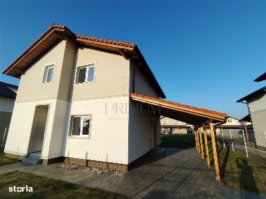 Casa individuala - spatii generoase- zona foarte buna - carport