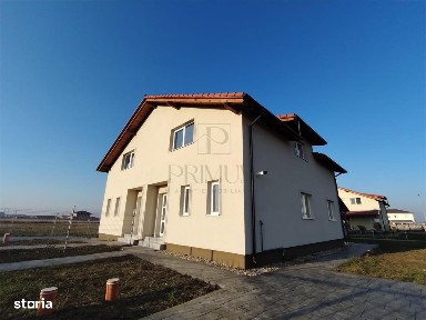 Duplex finalizat - zona buna - toate utilitatile