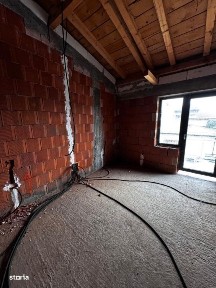 Casa 4 camere, 64 mp, zona George Enescu