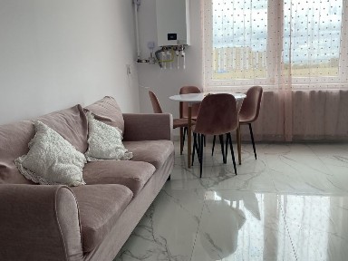 Apartament 3 camere de inchiriat pe Dna Stanca