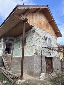 Casa cu 3 camere, zona Isvarna