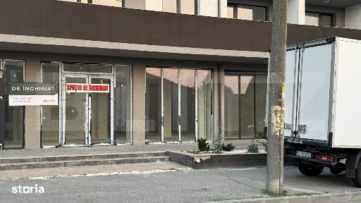 Spatiu comercial parter bloc nou, 109 mp open space, vitrina, terasa