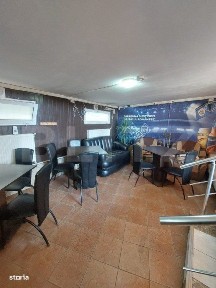 Spatiu Comercial cu 2 camere+beci, teren 400mp,zona Teleajen
