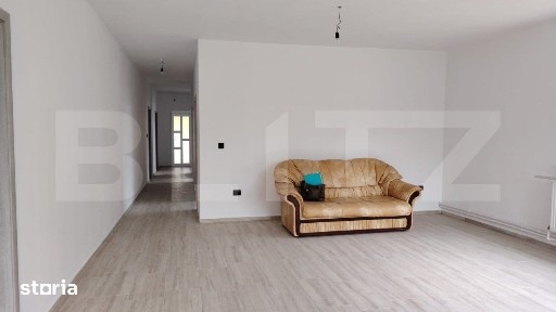 Casa de vanzare, cu 6 camere, 288 mp, zona Voinesti