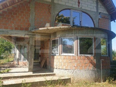 Casa/Vila, 341 mp construiti, teren 1000 mp, Tartasesti